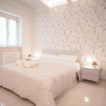 아파트 Le Camelie -appartamenti Nuovi *