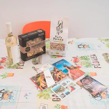 Le Camelie -appartamenti Nuovi شقة Porto SantʼElpidio